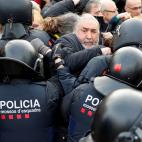 Tensi&oacute;n en las inmediaciones del Parlament esta tarde
