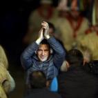 5c8b27d3250000e203ca307c