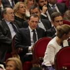 5c8b1d34230000dd0424239e