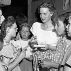 5c8b1ee12000004504703148