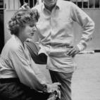 5c8b1ee3250000e203ca17c3