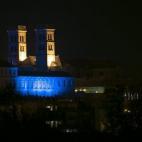 5c8aa426250000bd058173a2