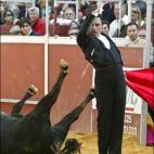 5d6522a92500003203875498