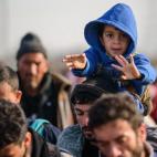 5c8a5edb250000e203c8f68c