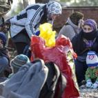 5c8a5ee4250000520681107a