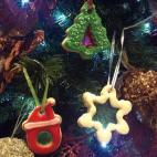 El truco está en utilizar caramelos de colores variados. Encuentra la receta completa en Cookpad.