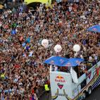 5c8a51ca260000ea04fe3356