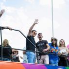 5c8a51cd260000ea04fe335b