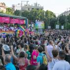 5c8a51d6250000520680ff32