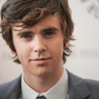 5c8aa36a2500000d04c95776