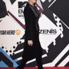 5c8b1f07240000f7054ce6c1