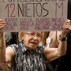 Pancartas en nombre de la familia