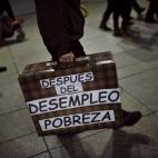 Pancarta en una maleta