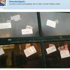 Pancartas que son la última moda: con sobres