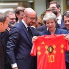 5fdc6bd62700003600685fa5