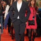 5c8b16663b000002076cef94