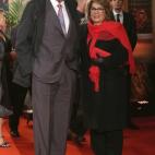 5c8b1666360000c81a6c6daf