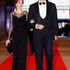 5c8ae697240000f7054ca44a