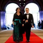 5c8ae6a1240000f7054ca45c