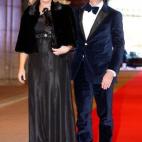 5c8ae6a3240000f404a3e072