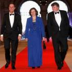 5c8ae6a4240000f7054ca466