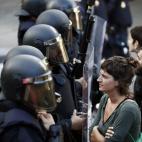 5c8a6b2d260000f903fe5323