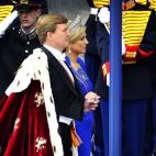 5c8aabeb360000e01c6bd9b2