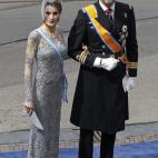 5c8aabec240000f404a37791