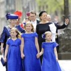 5c8aabf8230000dd04237bf9