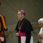 5c8adc8a20000043046fe143