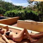 5c8ae6cf20000043046fefc5