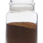 El horrible olor que emanan algunos desagües se puede eliminar recurriendo a los restos del café del desayuno. Se trata de calentar cinco tazas de agua y llevarla a ebullición. Una vez hecha esta operación se vierte media taza de café por e...