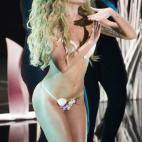 Lady Gaga siempre se ha mostrado abierta a hablar sobre su bisexualidad desde que lo reconoció en una entrevista con Barbara Walters en 2010.