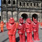 5c8a6cc0230000dd04231635