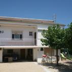 5c8ae6e8230000dd0423e584