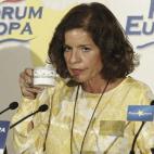 5c8b208d2400004205a42874