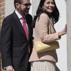 5c8a5330230000d50422f65d