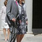 5c8a5330250000bd05810116