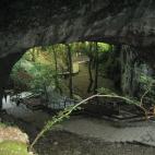 La película Las brujas de Zugarramurdi no es propiamente de miedo, pero no podía faltar en esta lista. La relación de la cueva con el mundo de la brujería se remonta a alrededor de 1600, cuando se realizaban en ella celebraciones paganas. En...