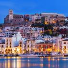 Ya no solo es fiesta. 'The Guardian' asegura que la isla balear se "ha reinventado en los &uacute;ltimos a&ntilde;os como un destino de bienestar" y que ha dejado solo de ser un lugar para ir de fiesta.