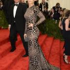 5c8add2d240000f7054c96d1