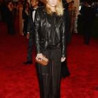 5c8add482300003000e74f45