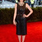 5c8add4e240000f404a3d342