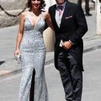 5d050f66210000dc18f36c4b