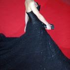 5c8a4e3c240000f404a2e9a1