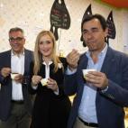 5c8b80d3230000040124e6a8