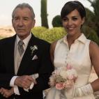 Emilio López (José Sacristán) y Ana Ribera (Paula Echevarría)