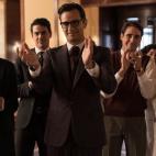 Raúl de la Riva (Asier Etxeandia) con Jonás Infantes (Llorenç González)