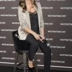 5c8aeba52400000a05a3e745