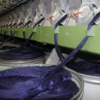 El hilo no es 100% reciclado pues debe mezclarse con org&aacute;nico para que tenga la suficiente calidad.